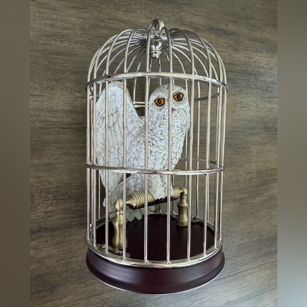 Warner Bros. Hedwig Owl Figurine in Silver Cage
